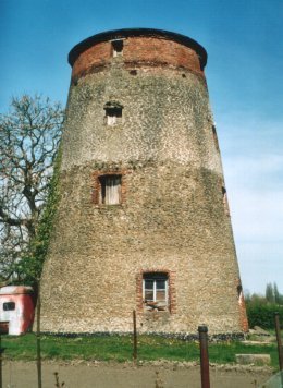 Foto van <p>Moulin Leroy<br />Moulin de la Loquette</p>, Péruwelz, Foto: Lieven Denewet | Database Belgische molens